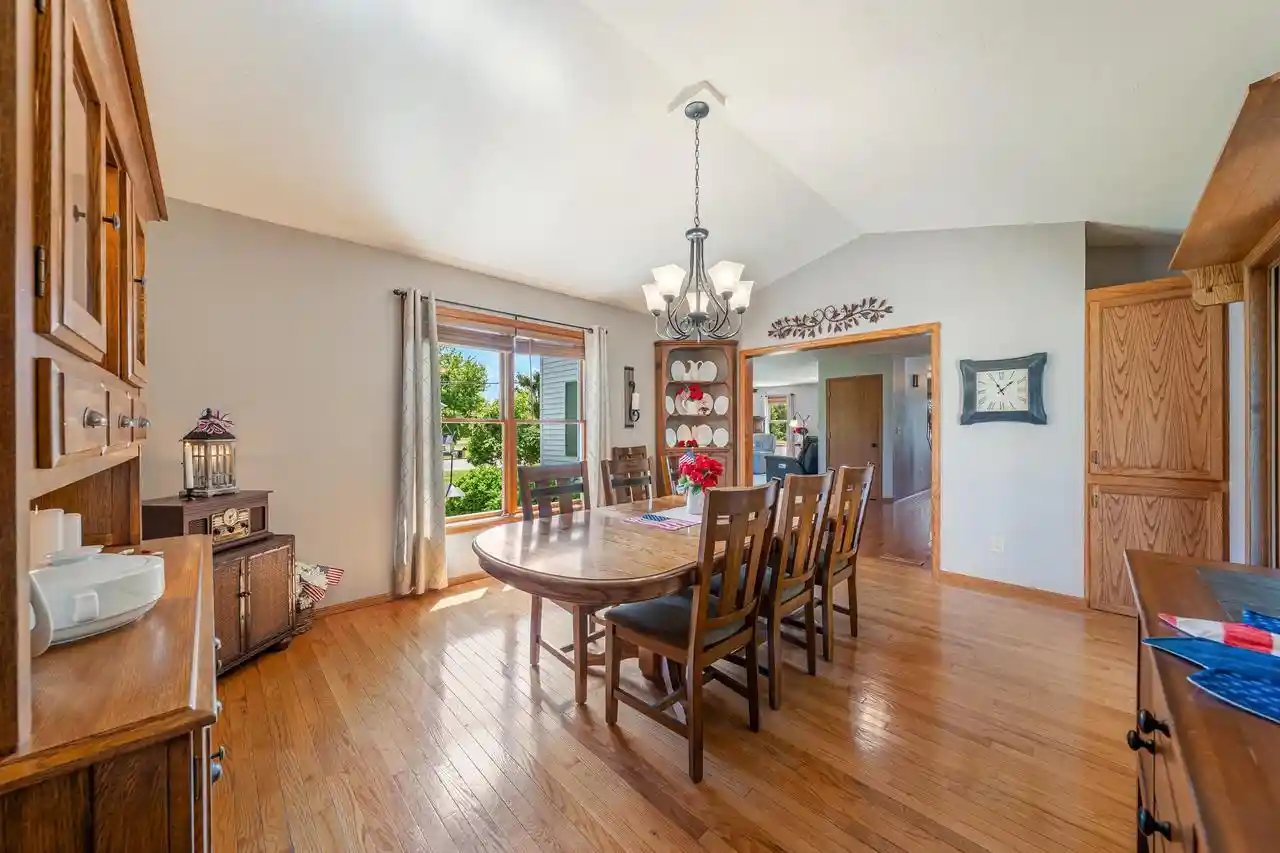 Homes for sale in Appleton, WI | W6108 Long Court Court, Appleton, WI 54914 | MLS# 50326627