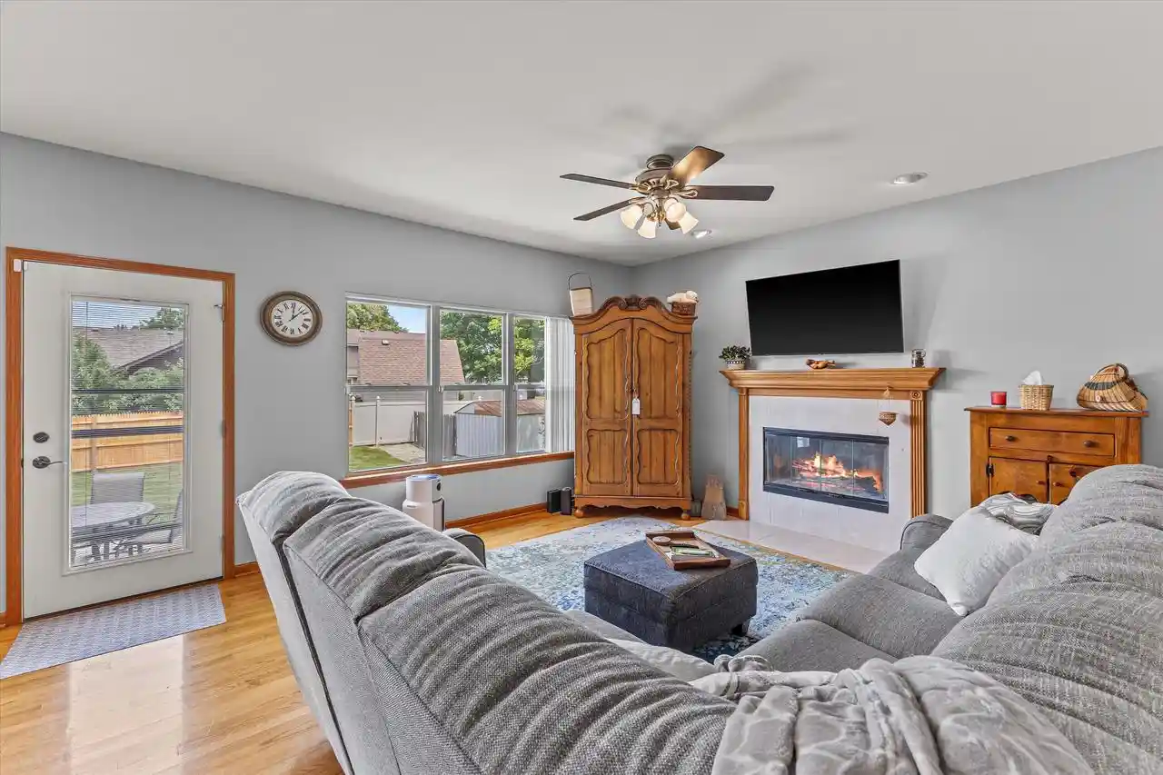 Homes for sale in Kenosha, WI | 5736 84Th Street Street, Kenosha, WI 53142 | MLS# 1965323
