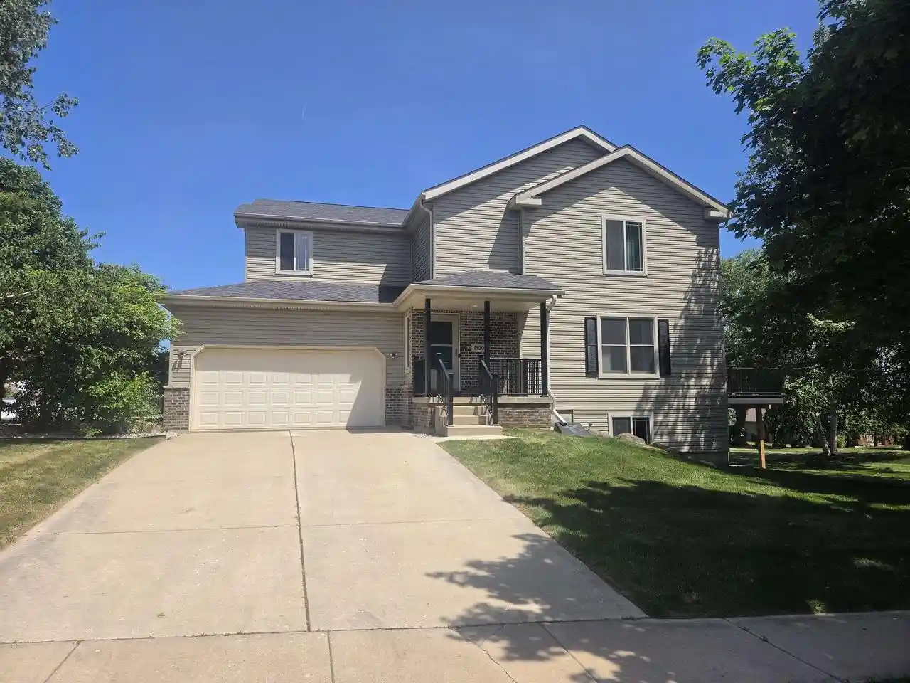 1st image of 1120 Starlight Lane Lane, Cottage Grove, WI 53527 | MLS# 2024864