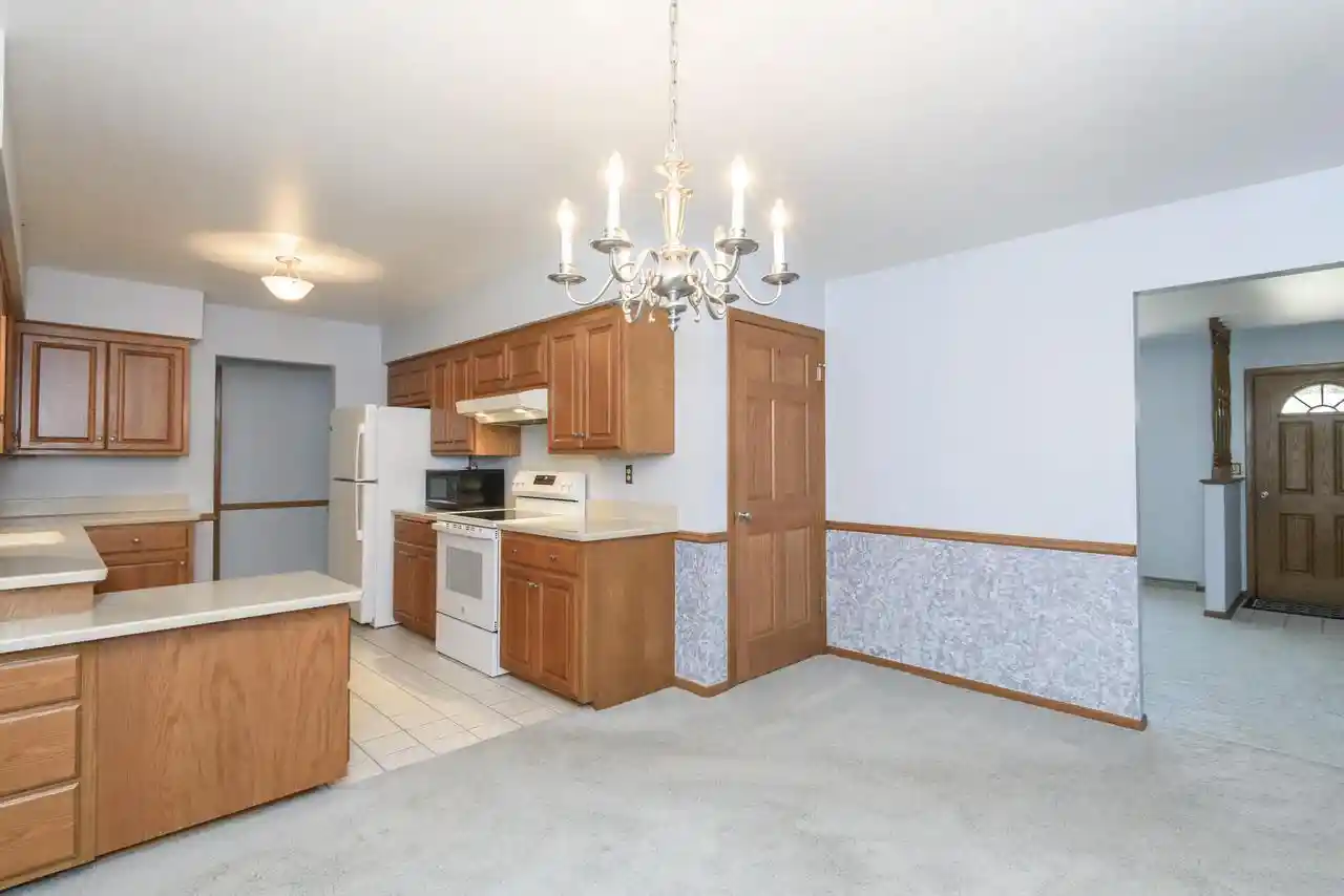 Homes for sale in Oconomowoc, WI | 1330 Christopher Court Court, Oconomowoc, WI 53066 | MLS# 1965381