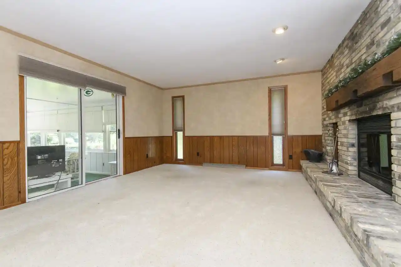 Homes for sale in Oconomowoc, WI | 1330 Christopher Court Court, Oconomowoc, WI 53066 | MLS# 1965381