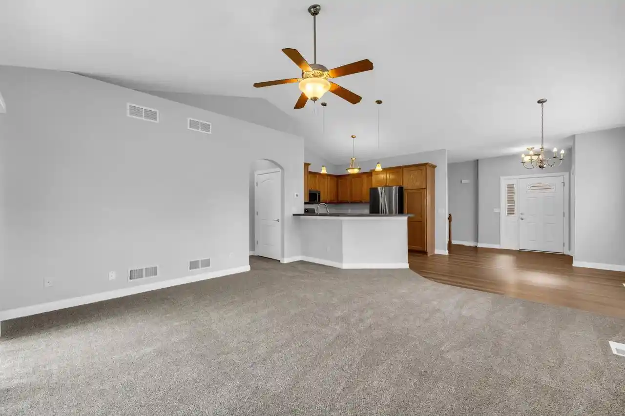Homes for sale in Mount Pleasant, WI | 928 Langdon Court Court, Mount Pleasant, WI 53406 | Houzeo