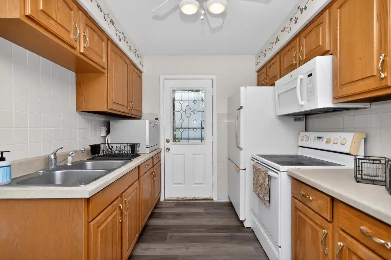 Homes for sale in Appleton, WI | 1618 E College Avenue Avenue, Appleton, WI 54915 | MLS# 1965396