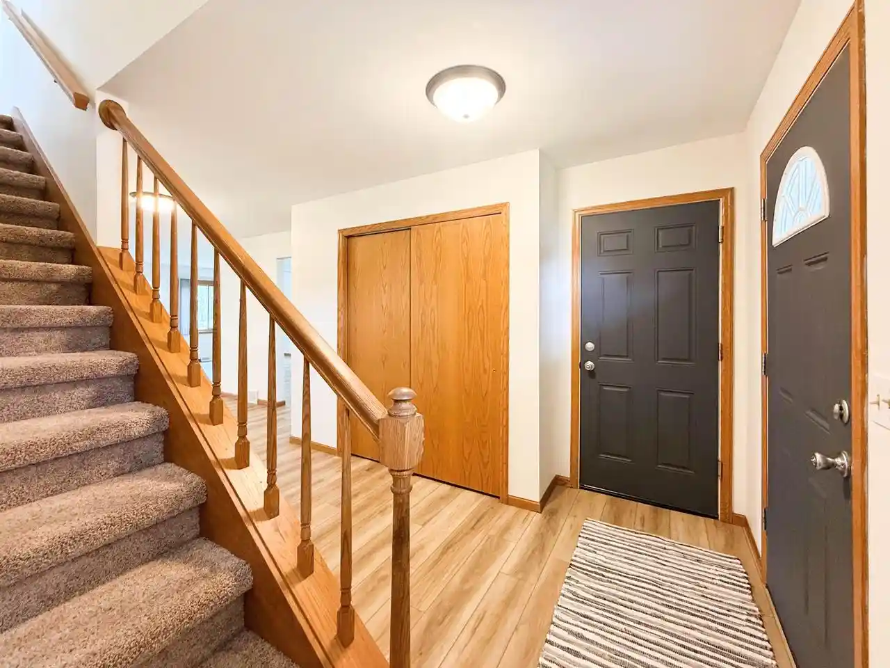 Homes for sale in Deforest, WI | 512 Old Indian Trail Trail, Deforest, WI 53532 | MLS# 2024876