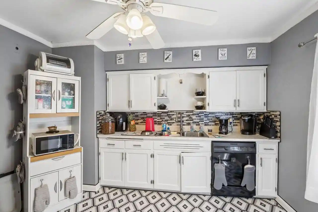 Homes for sale in Wauwatosa, WI | 2660 N 63rd Street Street, Wauwatosa, WI 53213 | Houzeo