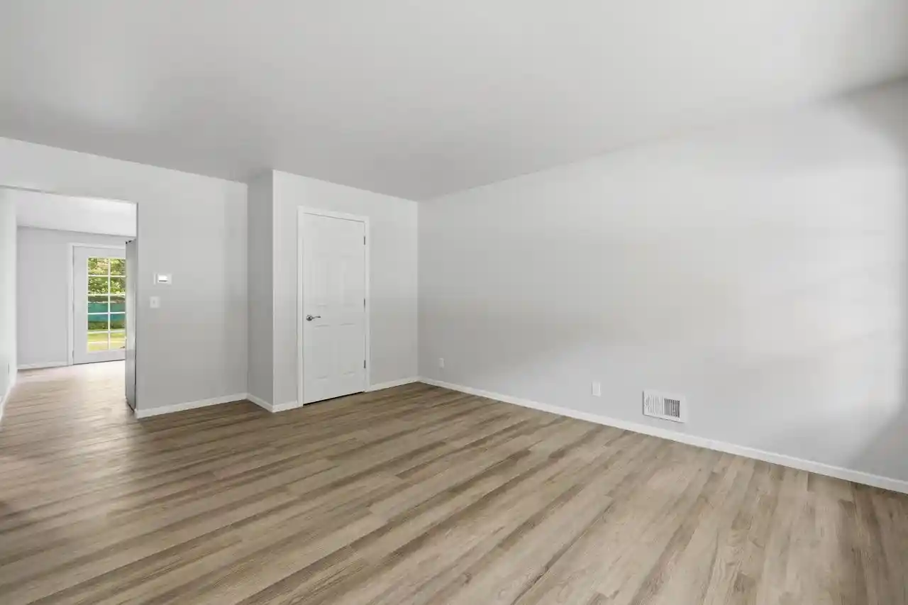 Homes for sale in West Bend, WI | 513 Bender Road Road #515, West Bend, WI 53090 | MLS# 1965410