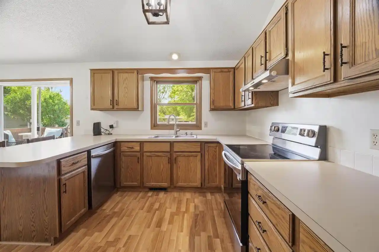 Homes for sale in Appleton, WI | 1917 E Glendale Avenue Avenue, Appleton, WI 54911 | MLS# 50326660