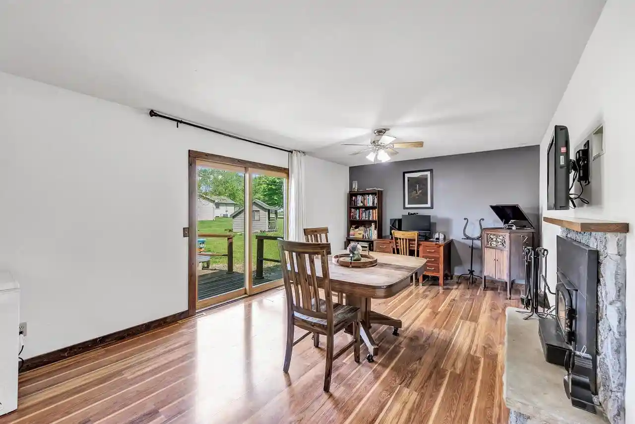 Homes for sale in Menasha, WI | 1128 Deerfield Avenue Avenue, Menasha, WI 54952 | MLS# 50326675