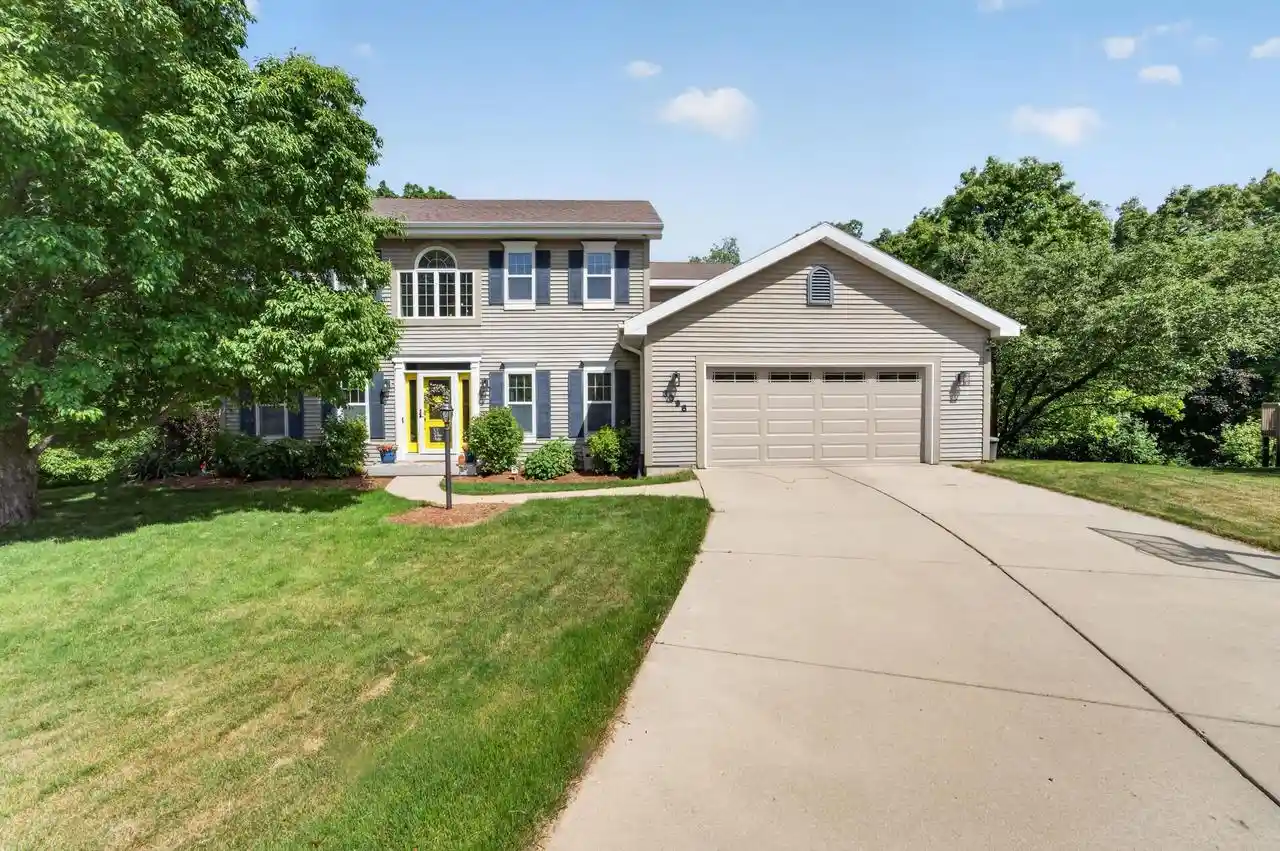 1st image of 3098 Barrington Hills Court Court, Fitchburg, WI 53711 | MLS# 2024910