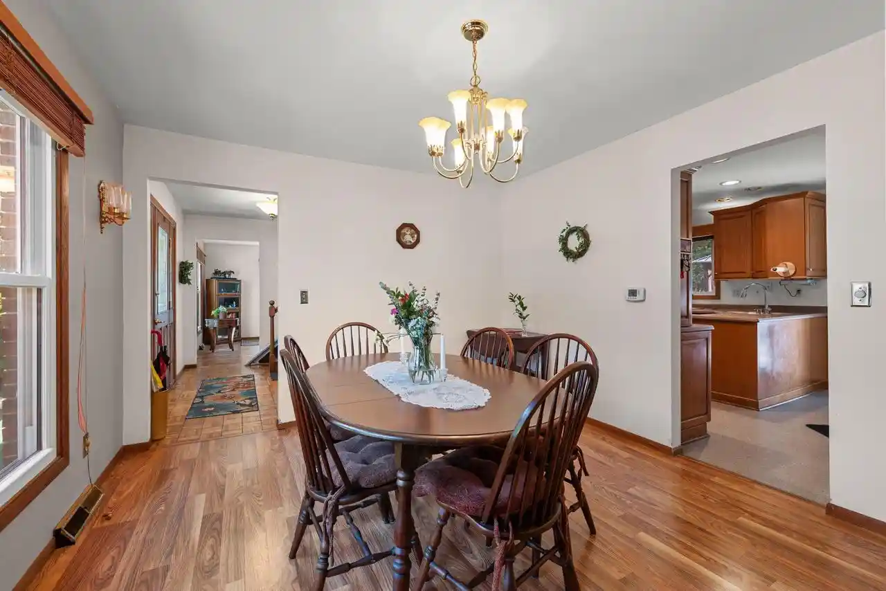 Homes for sale in Manitowoc, WI | 3601 Michigan Avenue Avenue, Manitowoc, WI 54220 | MLS# 1965457