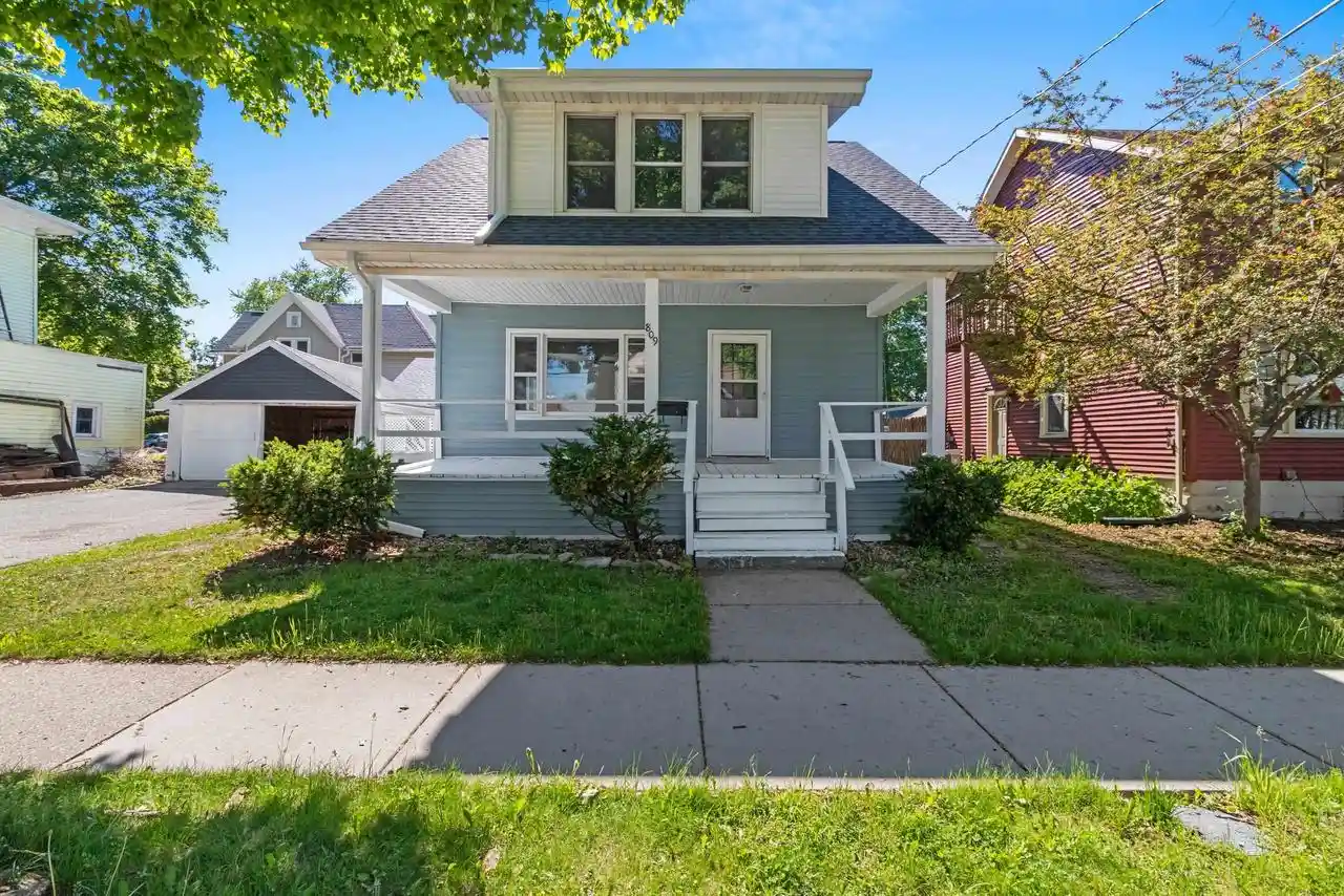 Homes for sale in Appleton, WI | 809 N Durkee Street Street, Appleton, WI 54911 | MLS# 50326697