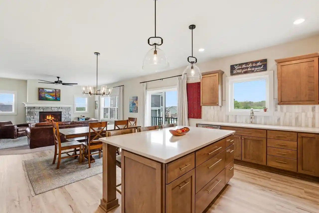 Photo 4 of Single family home for sale at 3725 Olde Howell Road Road, Waukesha, WI 53188 | MLS# 1965460 | Listing updated on 2026-08-12