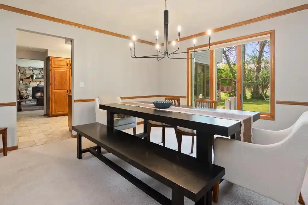 3rd image of 1825 Eagle Dr Dr, Neenah, WI 54956 | MLS# 50326694