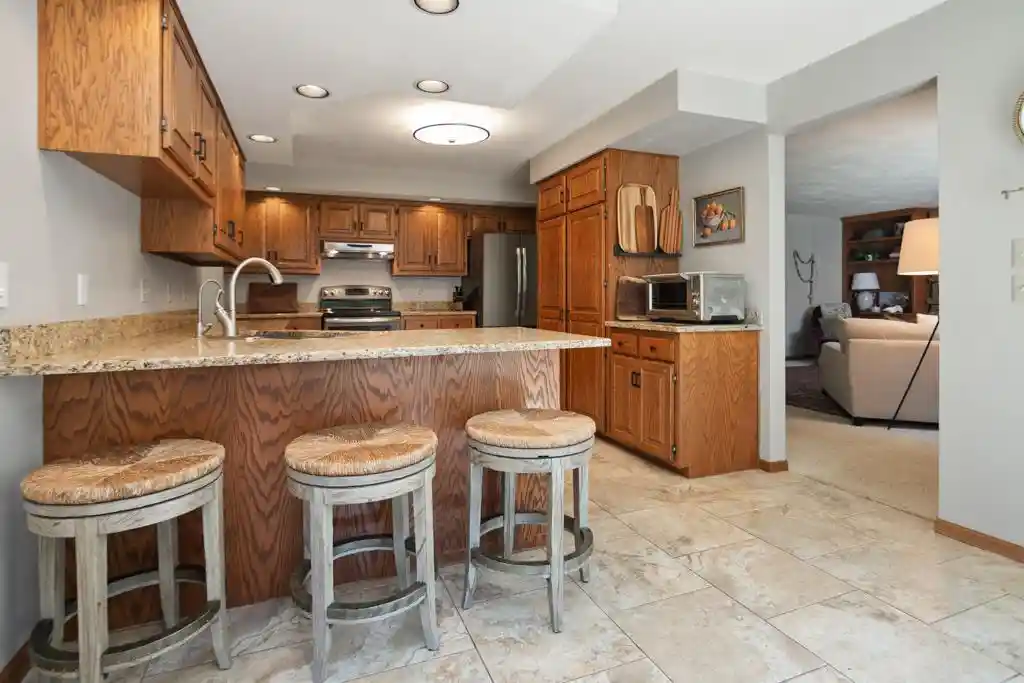 5th image of 1825 Eagle Dr Dr, Neenah, WI 54956 | MLS# 50326694