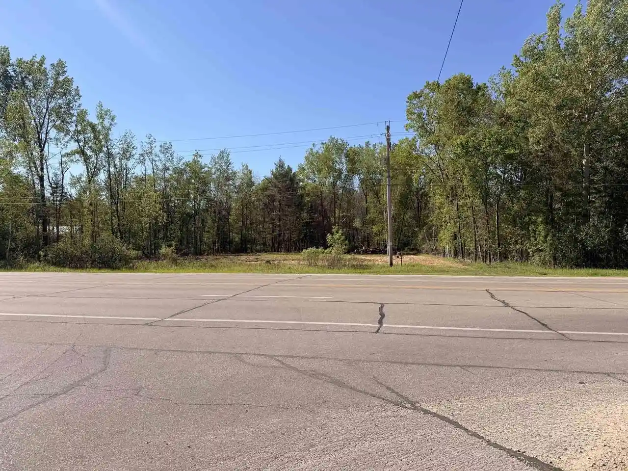 Homes for sale in Shawano, WI | 1342 E Green Bay Street Street, Shawano, WI 54166 | MLS# 50326722