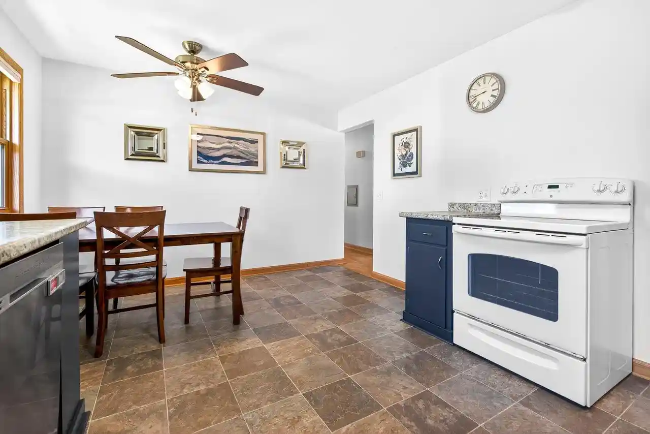 Homes for sale in Kaukauna, WI | 415 E 16Th Street Street, Kaukauna, WI 54130 | MLS# 50326711