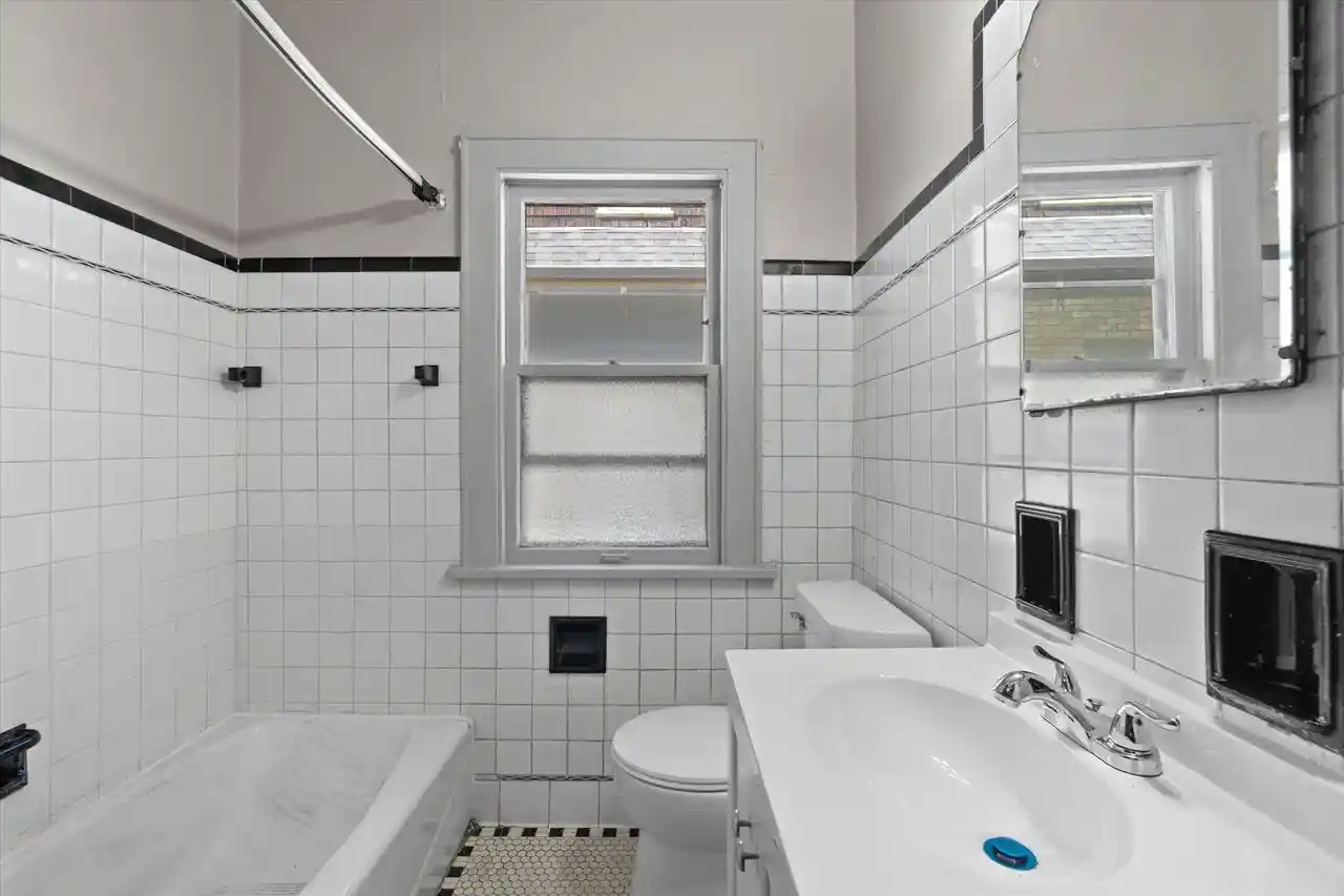 Homes for sale in Milwaukee, WI | 4642 W Medford Avenue Avenue #4644, Milwaukee, WI 53216 | MLS# 1965521