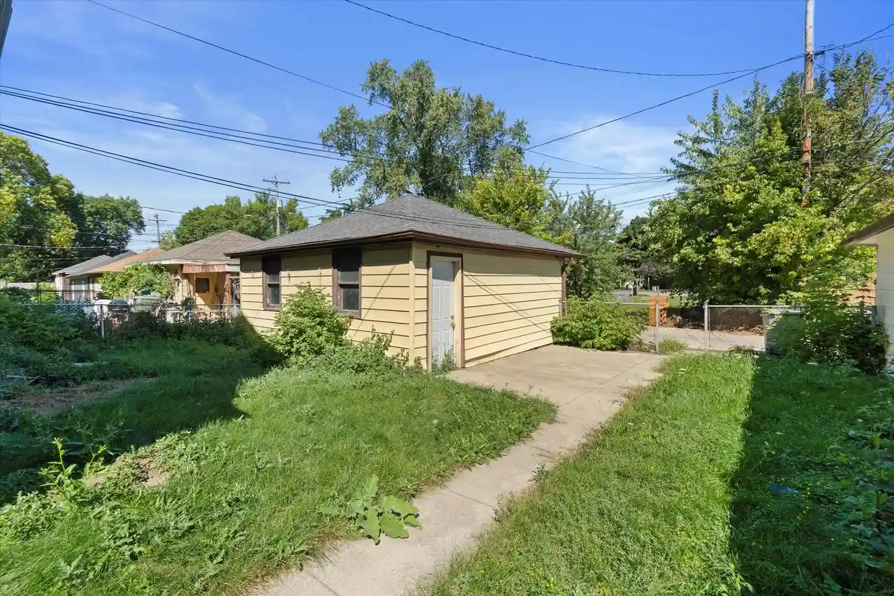 Homes for sale in Milwaukee, WI | 4642 W Medford Avenue Avenue #4644, Milwaukee, WI 53216 | MLS# 1965521