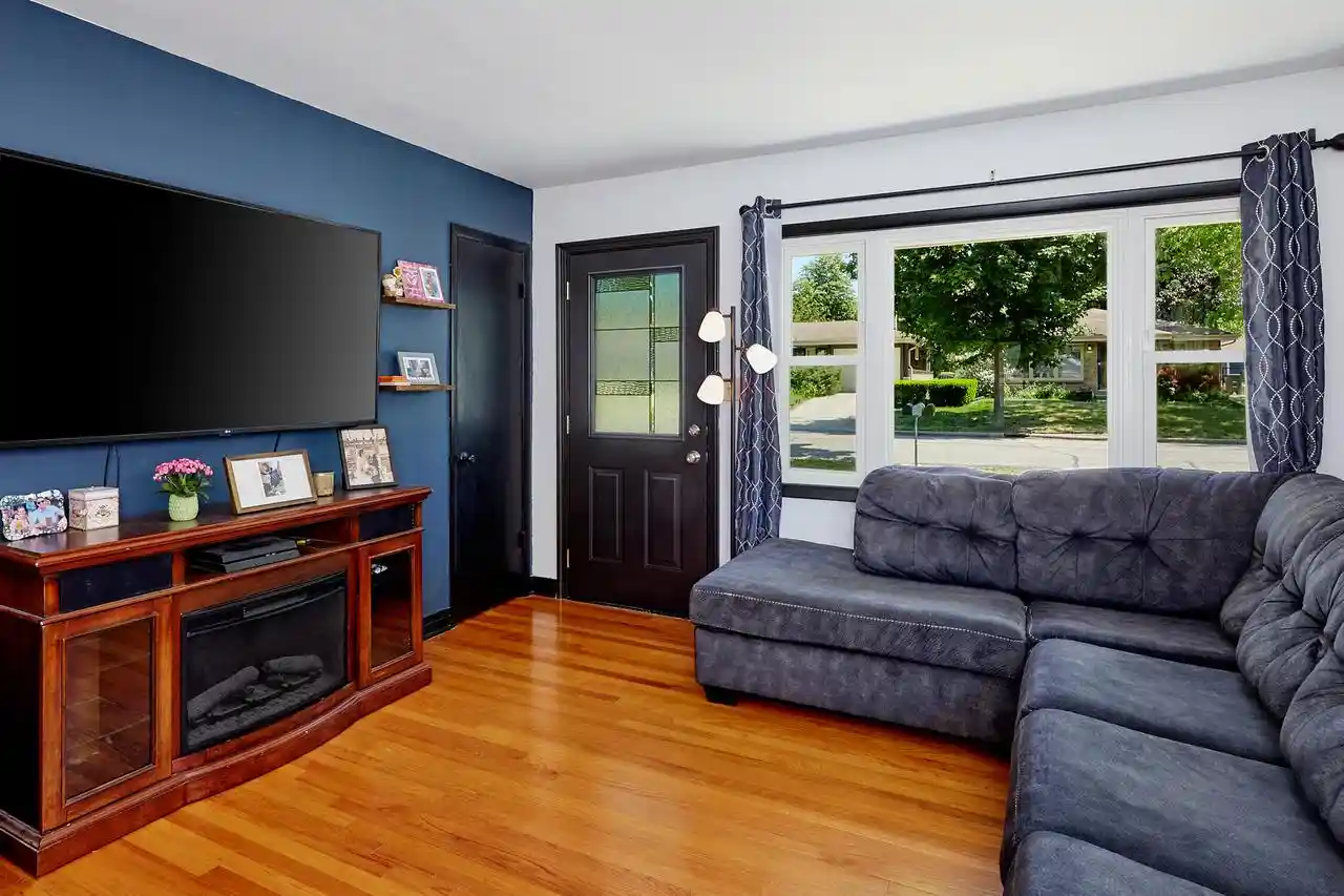 Homes for sale in Wauwatosa, WI | 4115 N 94th Street Street, Wauwatosa, WI 53222 | MLS# 1965550