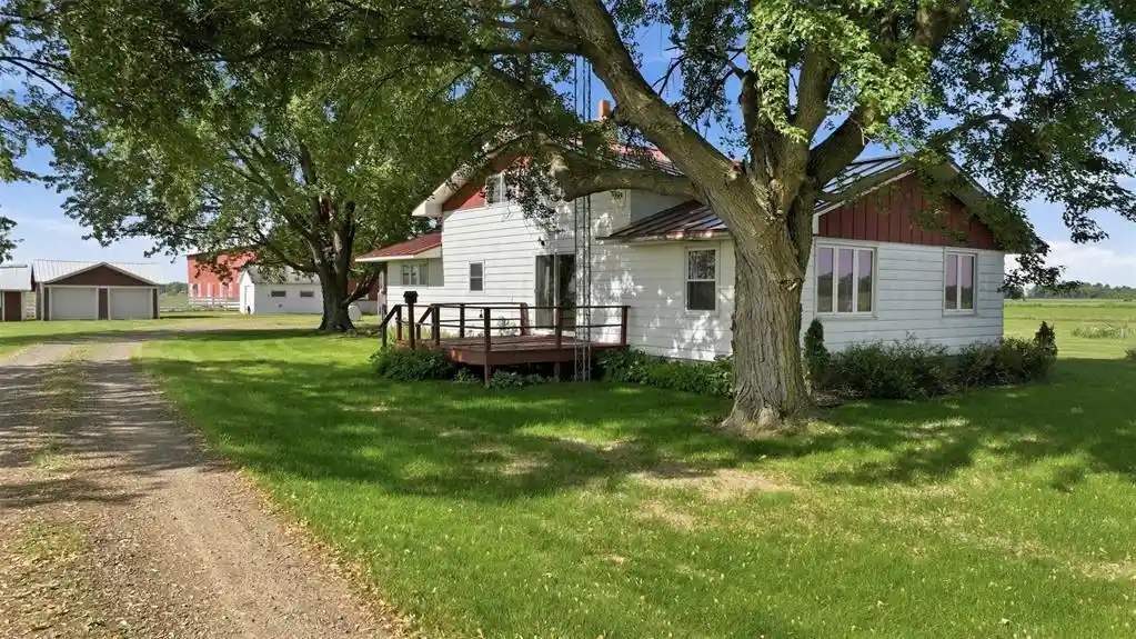Homes for sale in Bloomer, WI | 12601 State Hwy 64, Bloomer, WI 54724 | MLS# 1601824