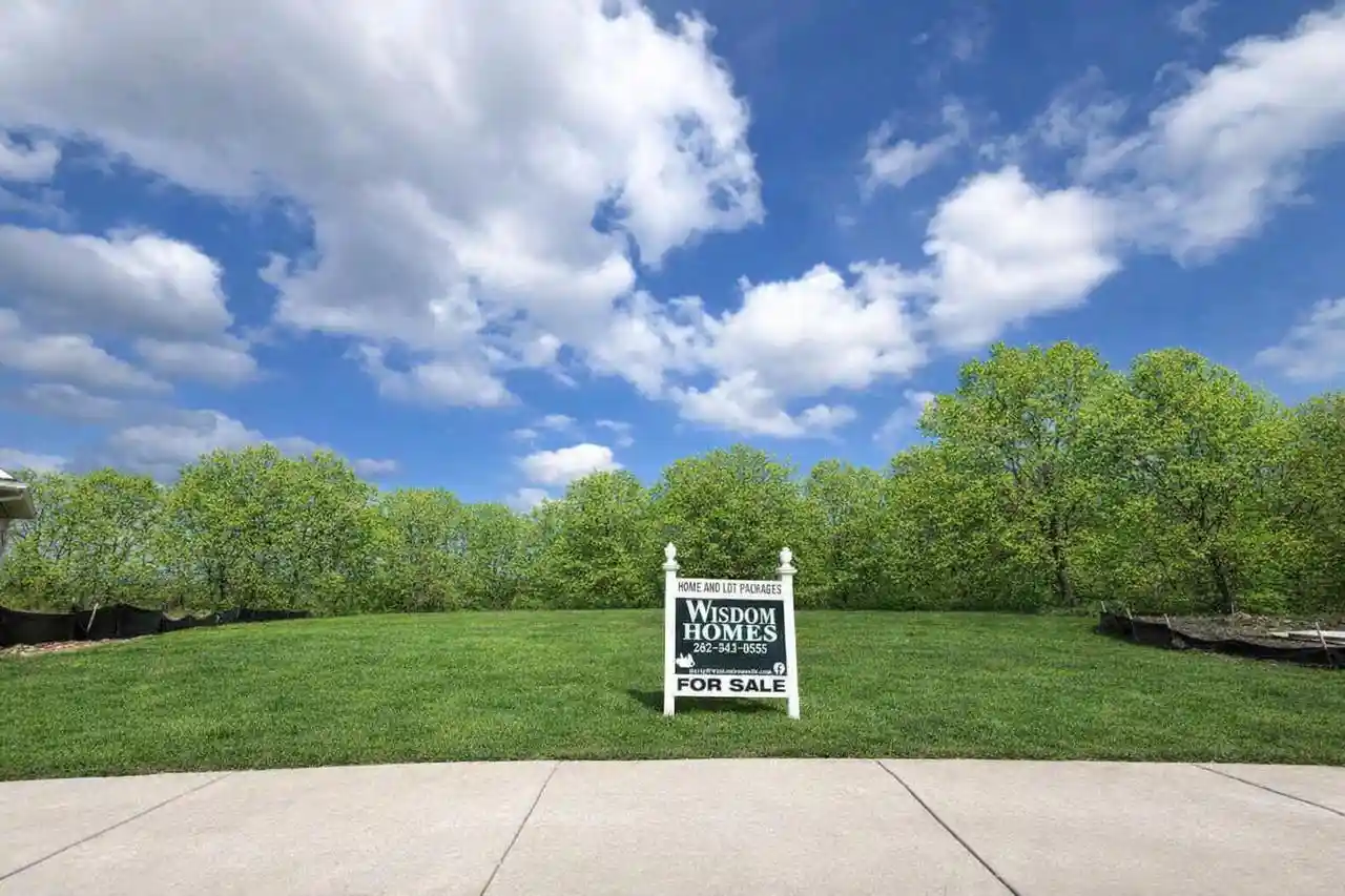 Homes for sale in West Bend, WI | 1920 Arbor Vista Pl Pl, West Bend, WI 53095 | MLS# 1965563