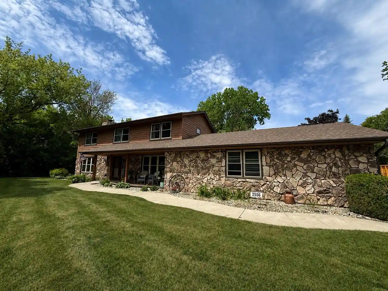 Homes for sale in Mount Pleasant, WI | 2556 N Green Bay Road Road, Mount Pleasant, WI 53405 | MLS# 1965585