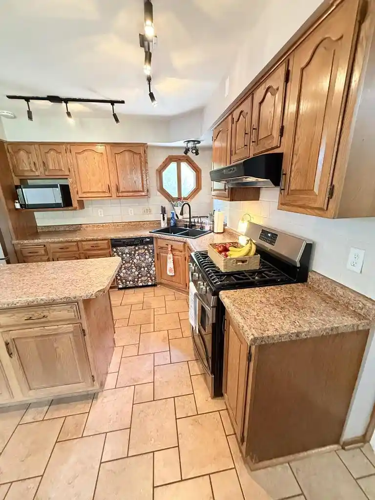 Homes for sale in Mount Pleasant, WI | 2556 N Green Bay Road Road, Mount Pleasant, WI 53405 | MLS# 1965585