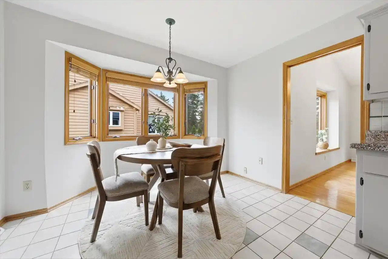 Homes for sale in Germantown, WI | W178N9743 Riversbend Circle W Circle W, Germantown, WI 53022 | MLS# 1965596