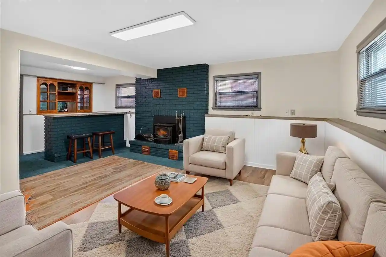 2nd image of 434 Berwyn Dr Dr, Madison, WI 53711 | MLS# 2024975