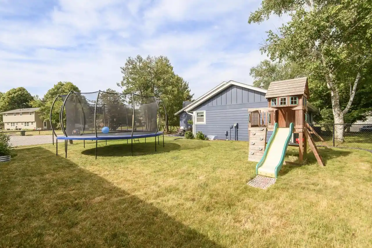 3rd image of 1200 Western Trail Trail, Mukwonago, WI 53149 | MLS# 1965615