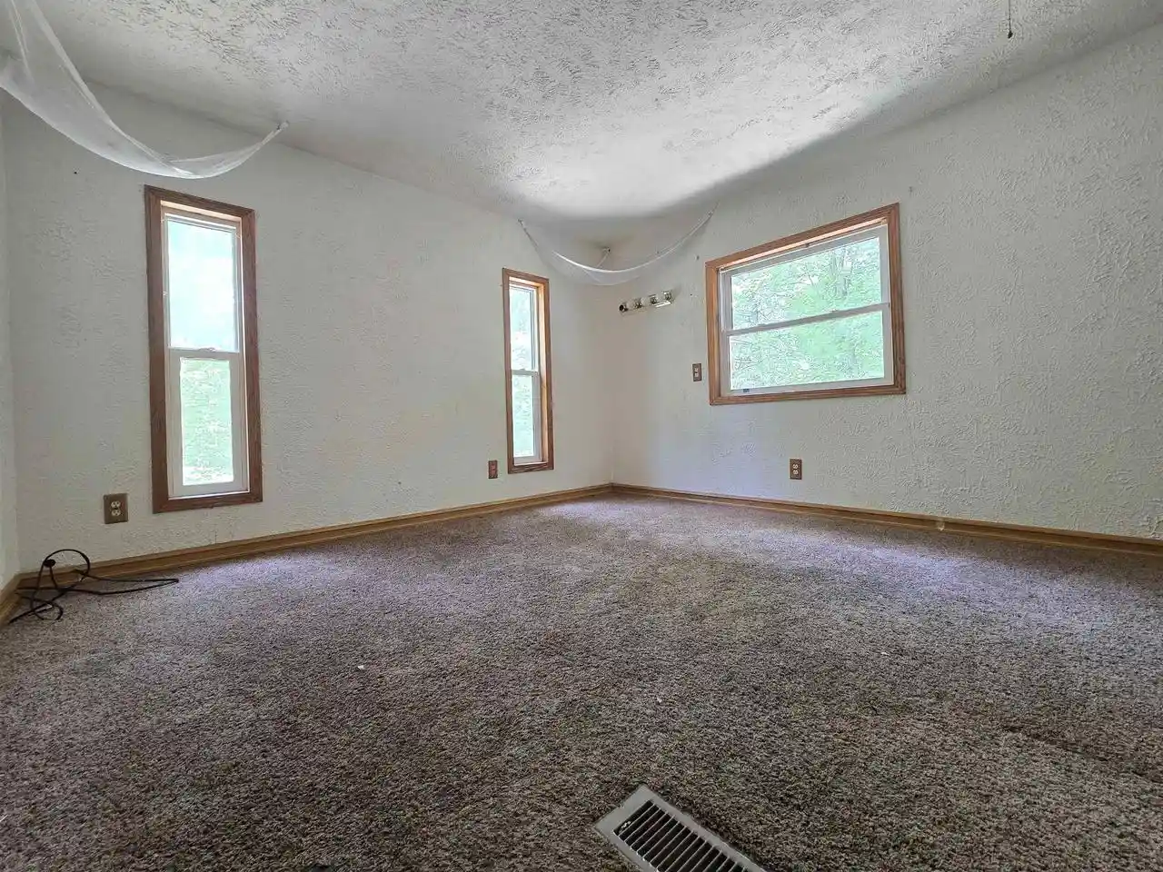 Homes for sale in Wautoma, WI | N3275 Mountain Shadow Lane Lane, Wautoma, WI 54982 | MLS# 50326713