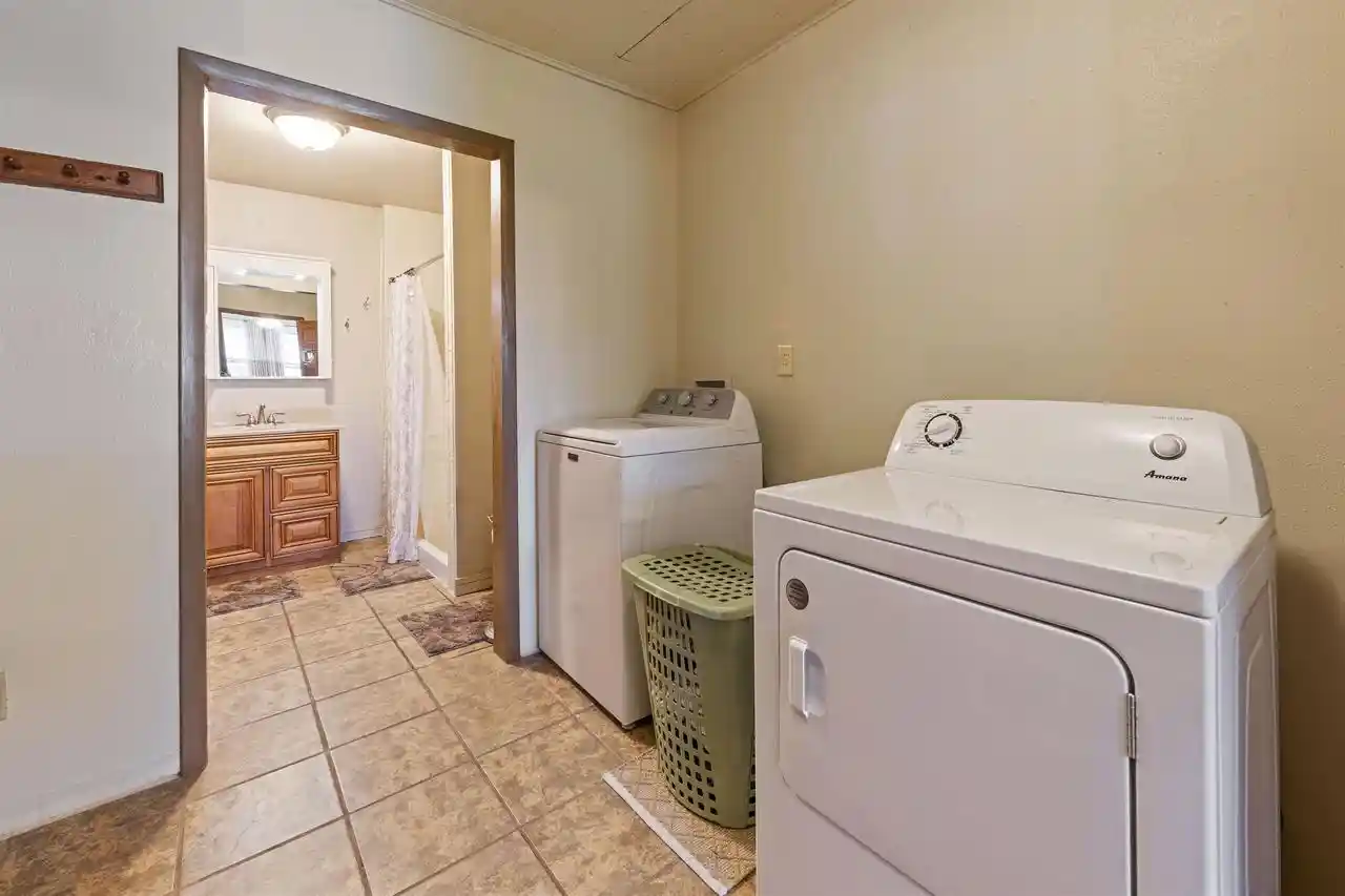 4th image of 103 W Bay Shore Street Street, Marinette, WI 54143 | MLS# 50326729