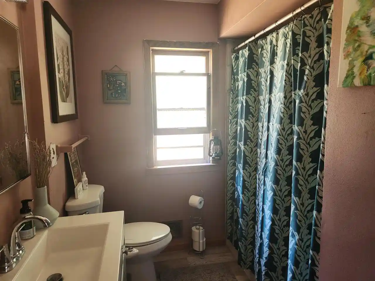 Homes for sale in Glendale, WI | 6205 N Garden Grove Lane Lane, Glendale, WI 53209 | MLS# 1965648