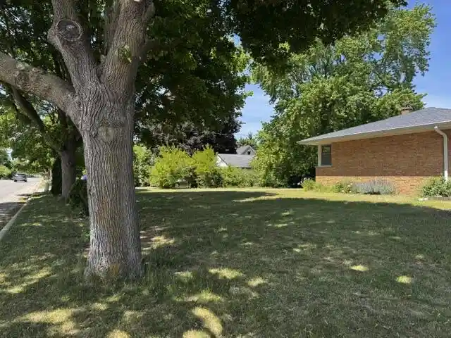 Photo 3 of Single family home for sale at 6205 N Garden Grove Lane Lane, Glendale, WI 53209 | MLS# 1965648 | Listing updated on 2026-09-14