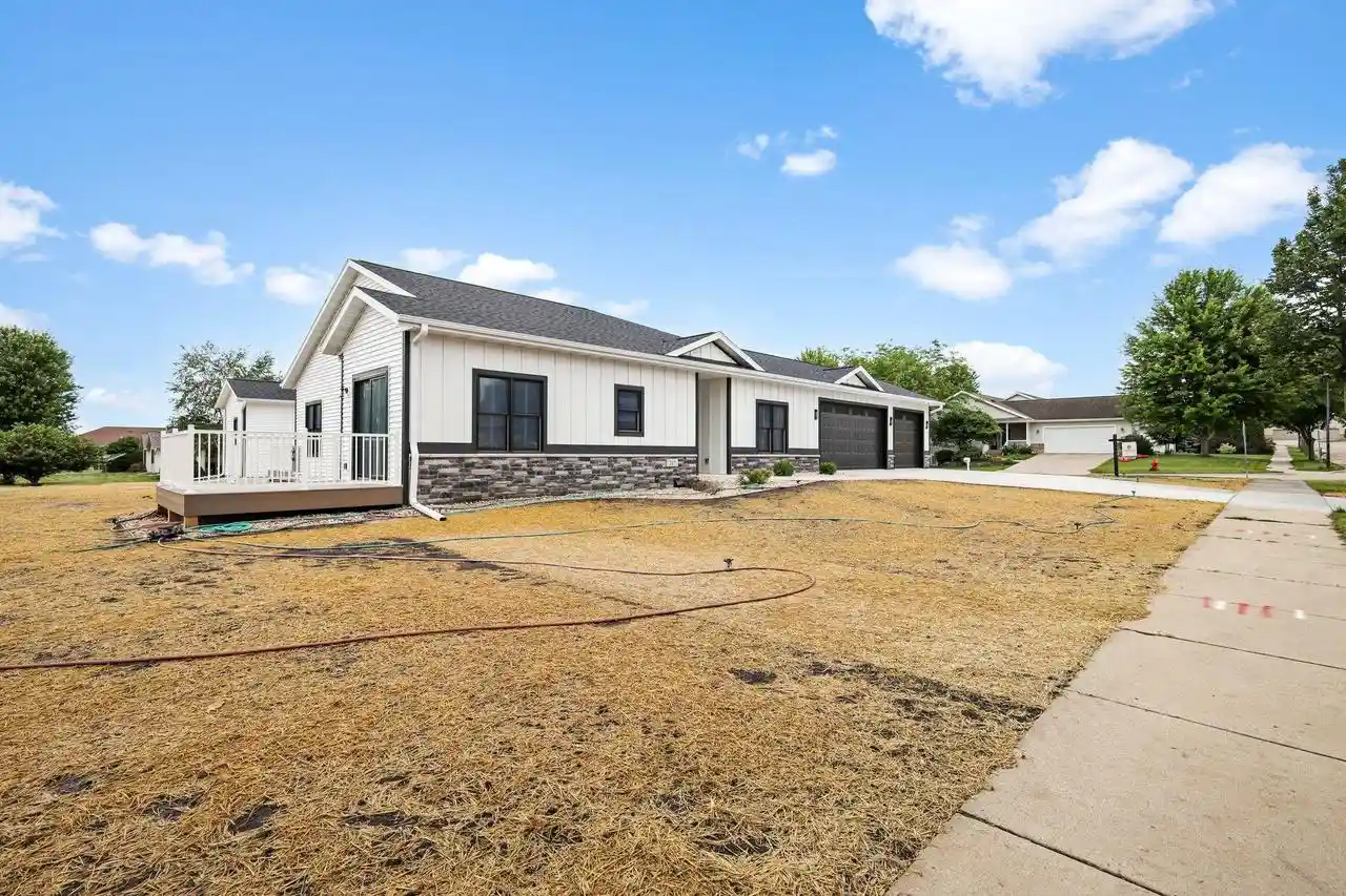 1st image of 217 Dale Dr Dr, Lodi, WI 53555 | MLS# 2025001