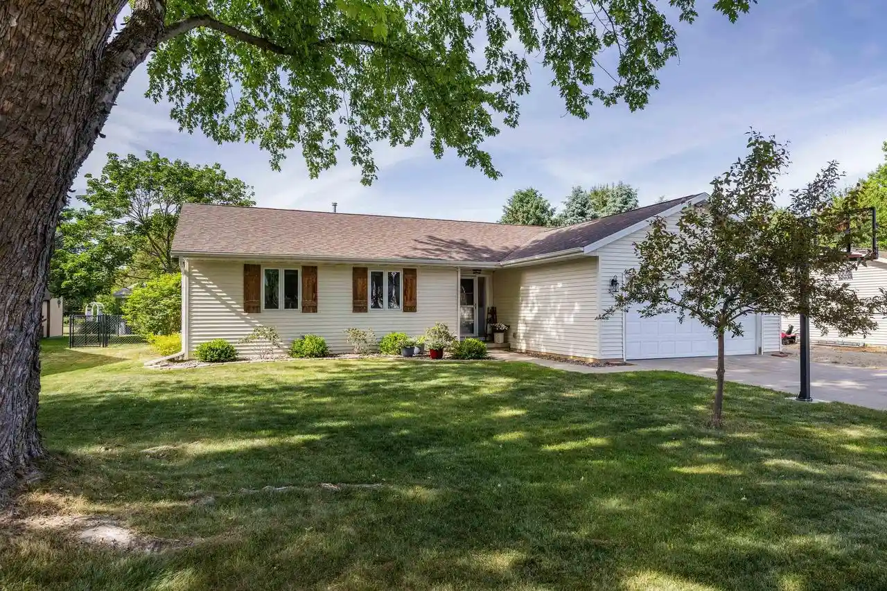 Homes for sale in Belleville, WI | 335 Belle Avenue Avenue, Belleville, WI 53508 | MLS# 2024999