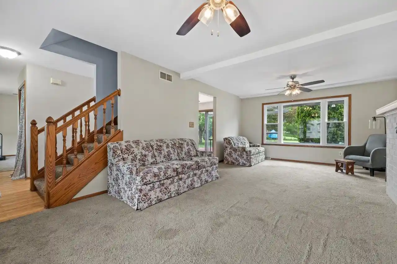 Homes for sale in Muskego, WI | S78w18206 Lions Park Dr Dr, Muskego, WI 53150 | MLS# 1965660