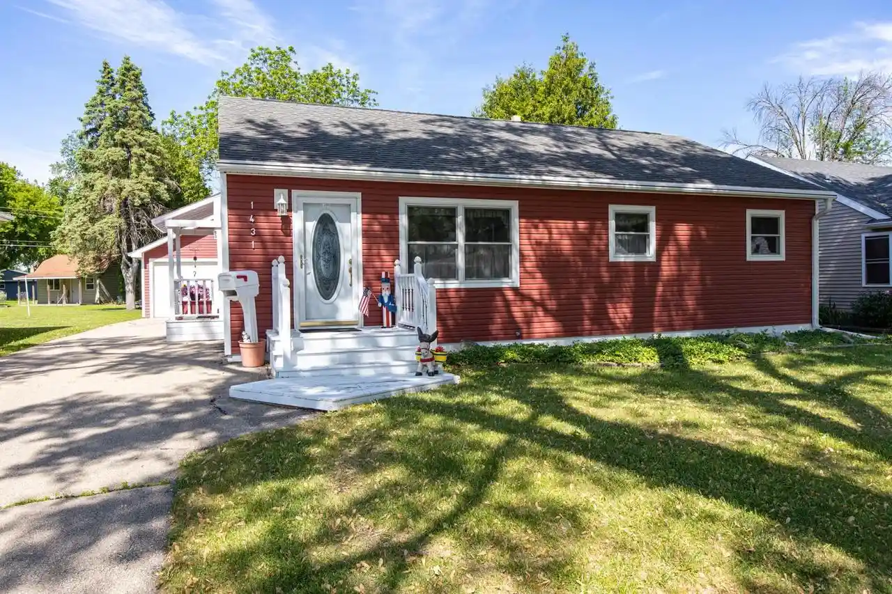 Homes for sale in Appleton, WI | 1431 S Walden Avenue Avenue, Appleton, WI 54915 | MLS# 50326741