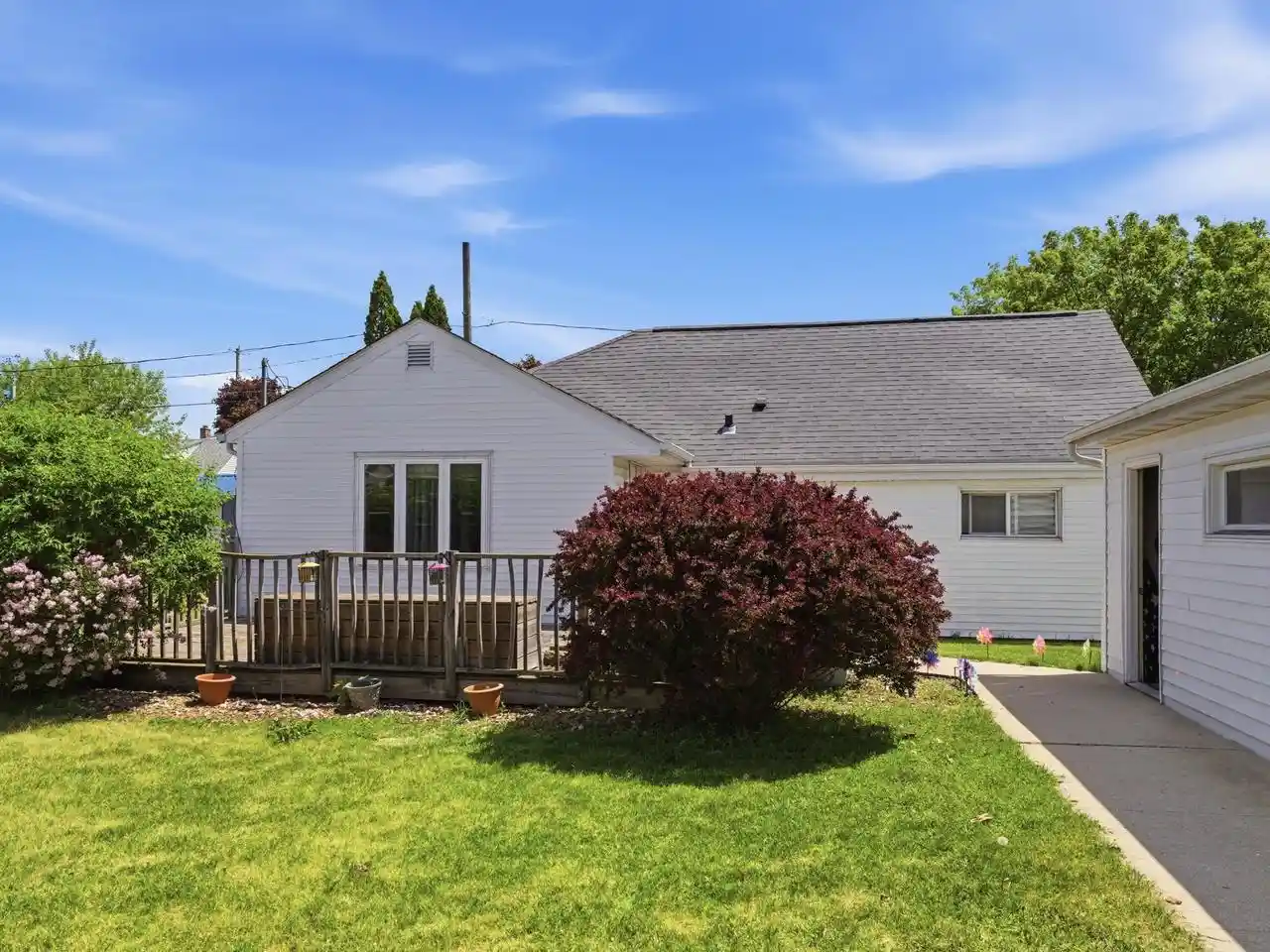 Homes for sale in Manitowoc, WI | 1035 N 43 Street Street, Manitowoc, WI 54220 | MLS# 1965678
