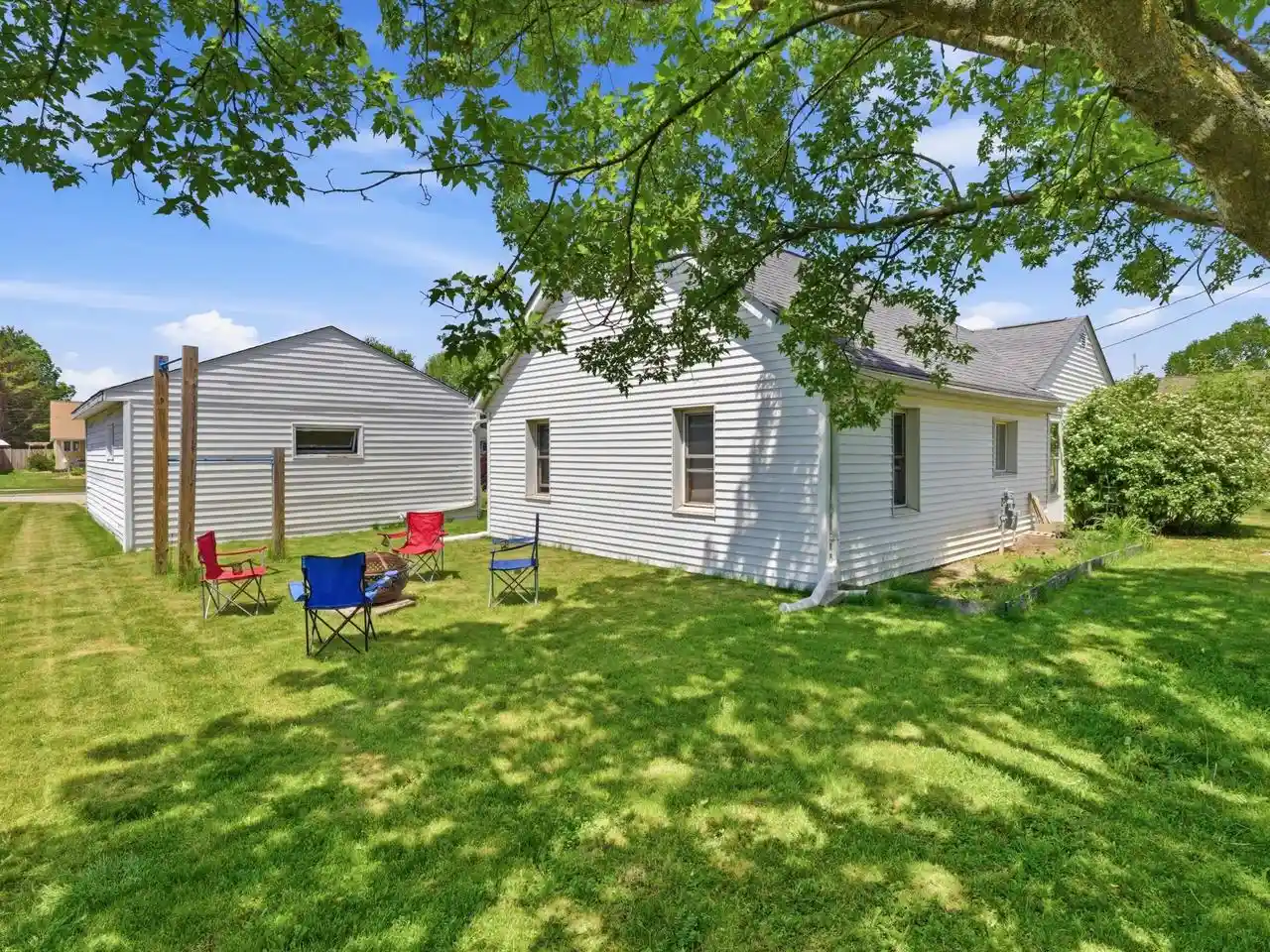Homes for sale in Manitowoc, WI | 1035 N 43 Street Street, Manitowoc, WI 54220 | MLS# 1965678