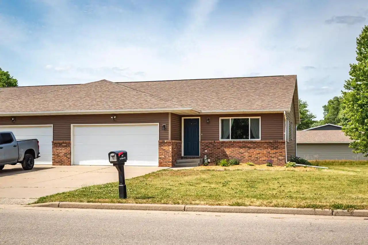 Homes for sale in Holmen, WI | 307 Roberts Street E Street E, Holmen, WI 54636 | MLS# 1965685
