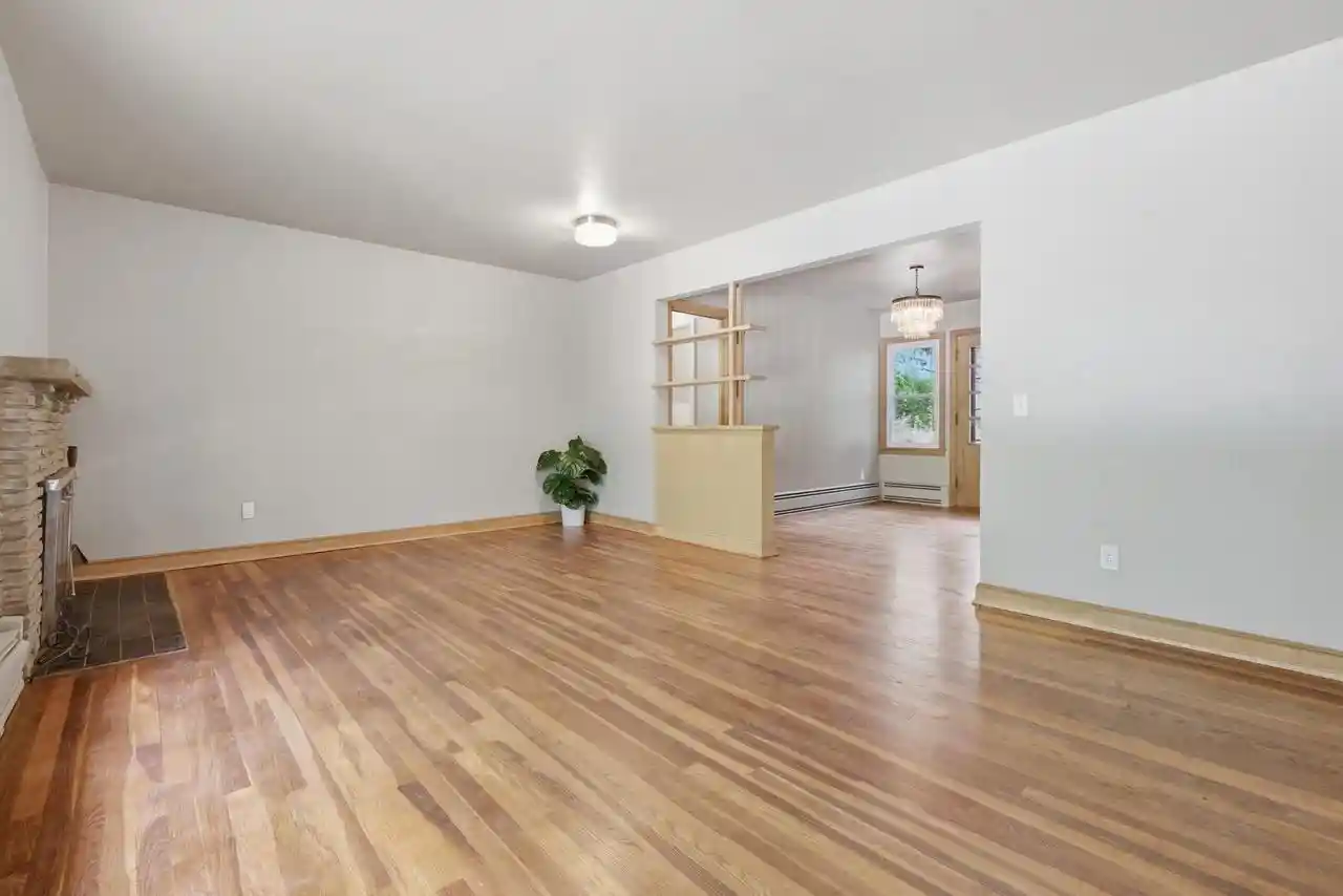 2nd image of 1305 E Johnson Street Street, Madison, WI 53703 | MLS# 2025036