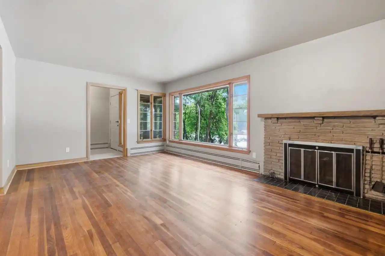 3rd image of 1305 E Johnson Street Street, Madison, WI 53703 | MLS# 2025036