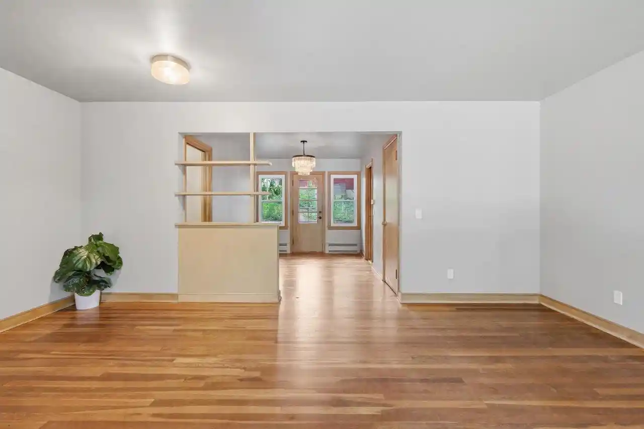 5th image of 1305 E Johnson Street Street, Madison, WI 53703 | MLS# 2025036