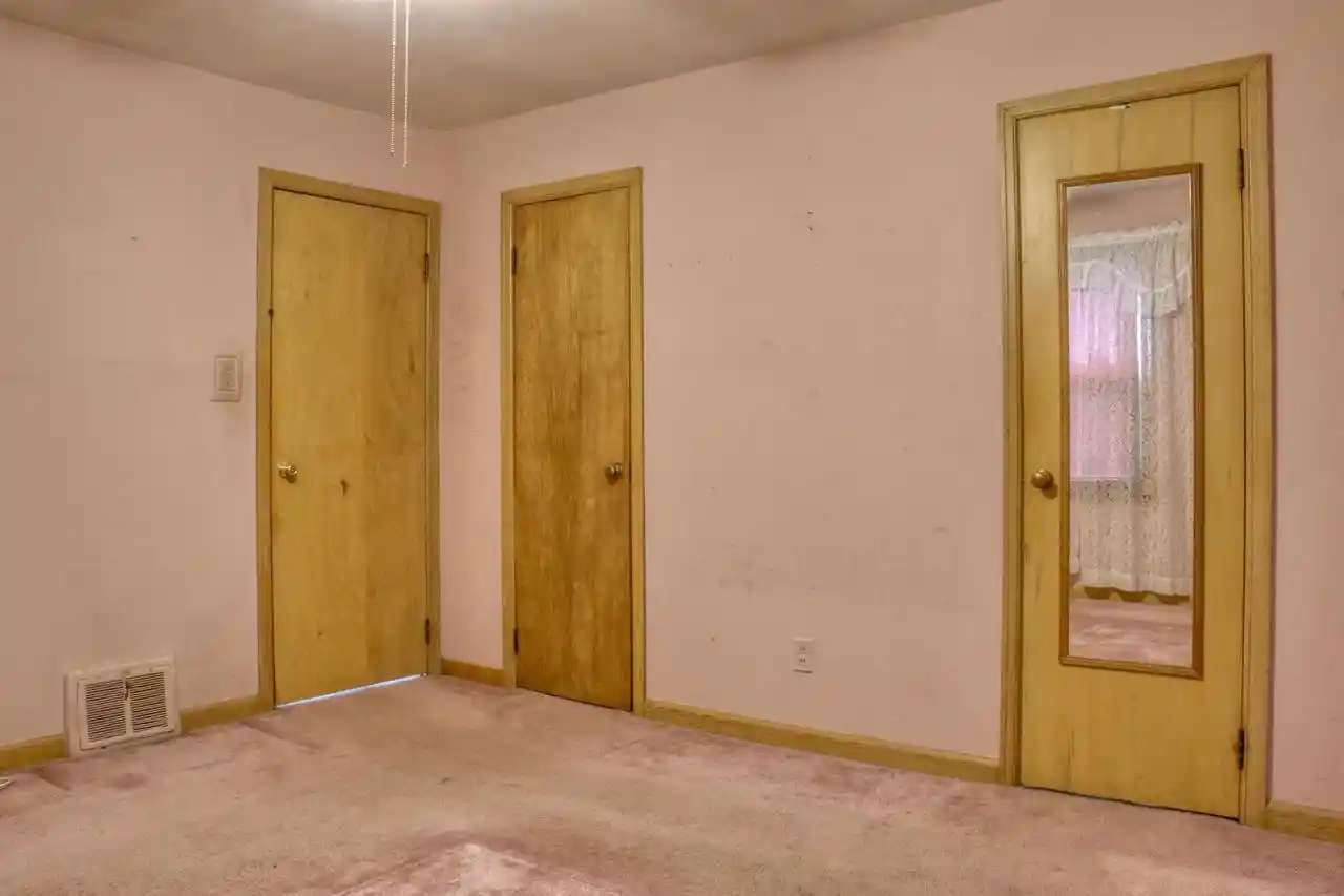 Homes for sale in Appleton, WI | 921 W Weiland Avenue Avenue, Appleton, WI 54914 | MLS# 50326787