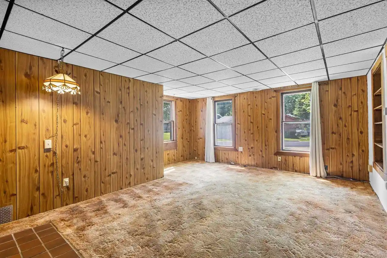 5th image of 5904 Lake Edge Road Road, Mcfarland, WI 53558 | MLS# 2025060