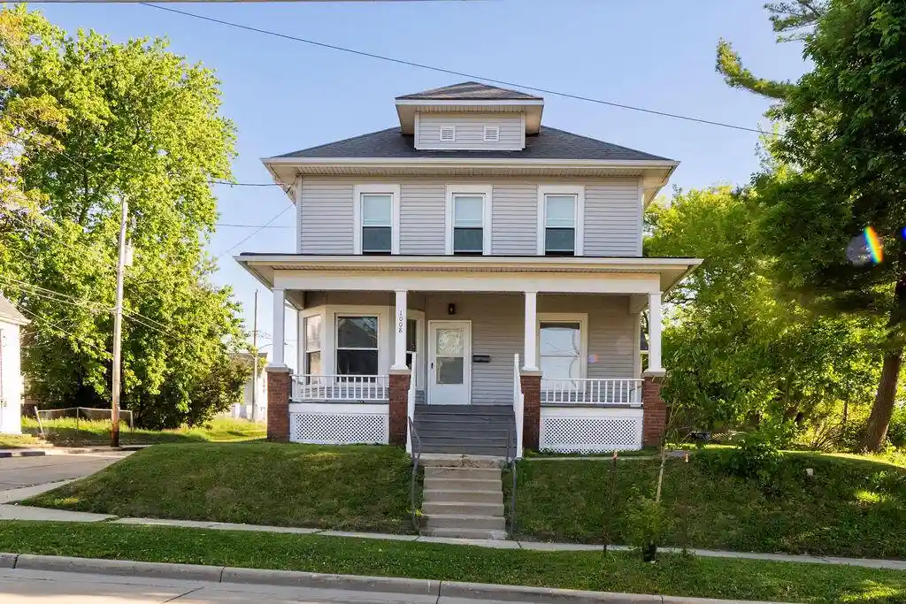 Homes for sale in Racine, WI | 1008 11th Street Street, Racine, WI 53403 | MLS# 1965740