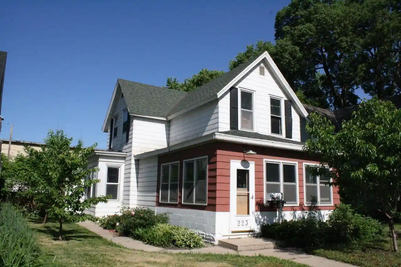 Homes for sale in La Crosse, WI | 223 Copeland Avenue Avenue, La Crosse, WI 54603 | MLS# 1965739