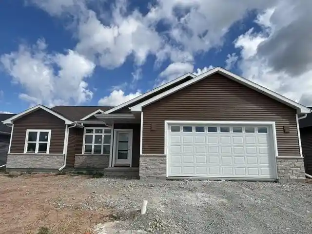 1st image of W6538 Breezy Way Way, Appleton, WI 54915 | MLS# 50326814