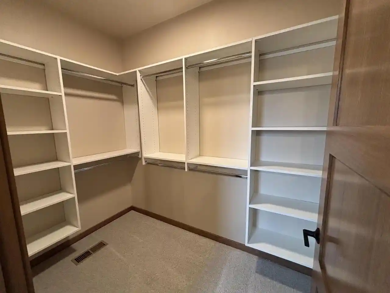 Photo 4 of Single family home for sale at W6538 Breezy Way Way, Appleton, WI 54915 | MLS# 50326814 | Listing updated on 2026-10-05